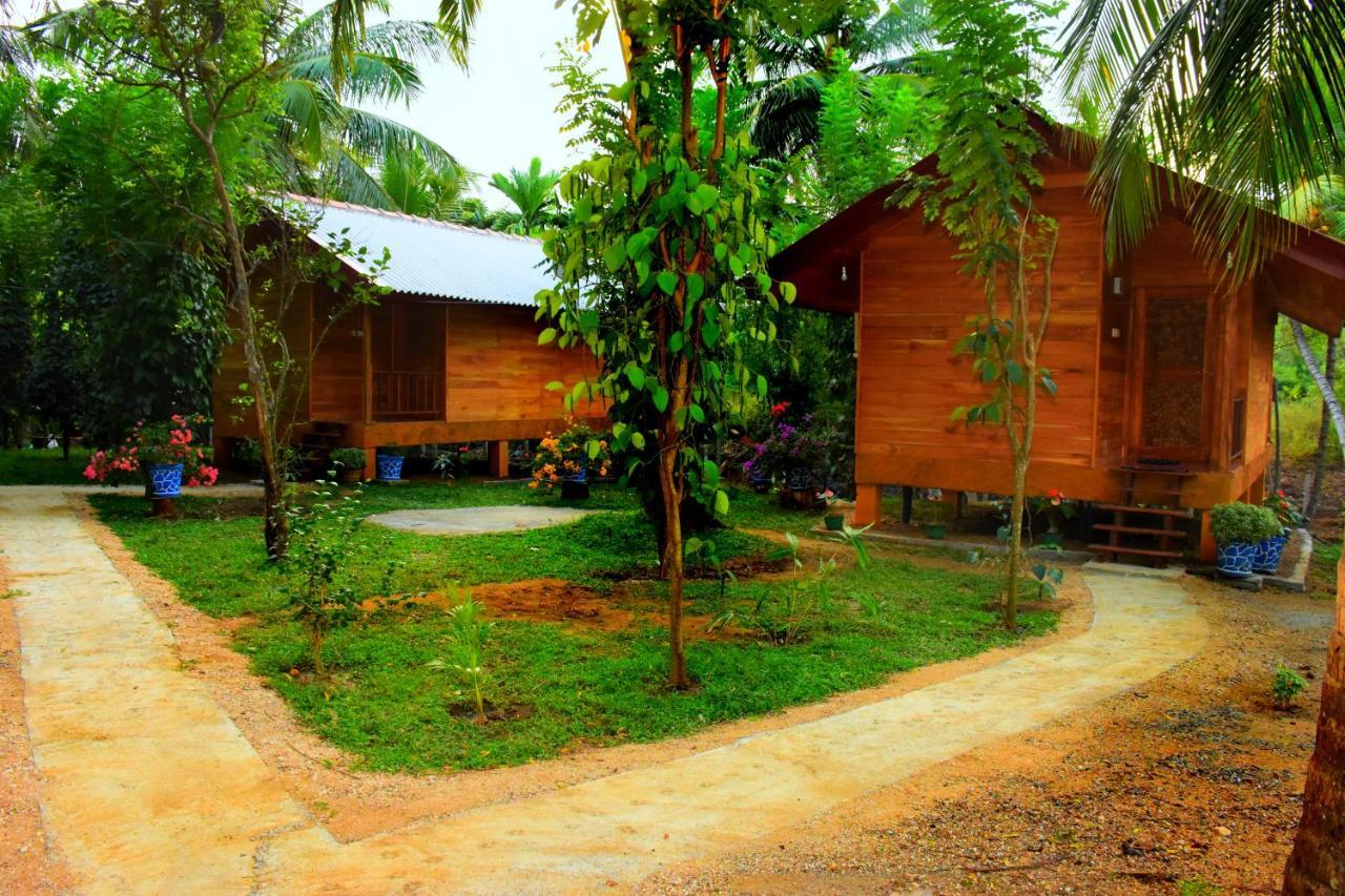 Wild Lake Side Udawalawe Ngoại thất bức ảnh